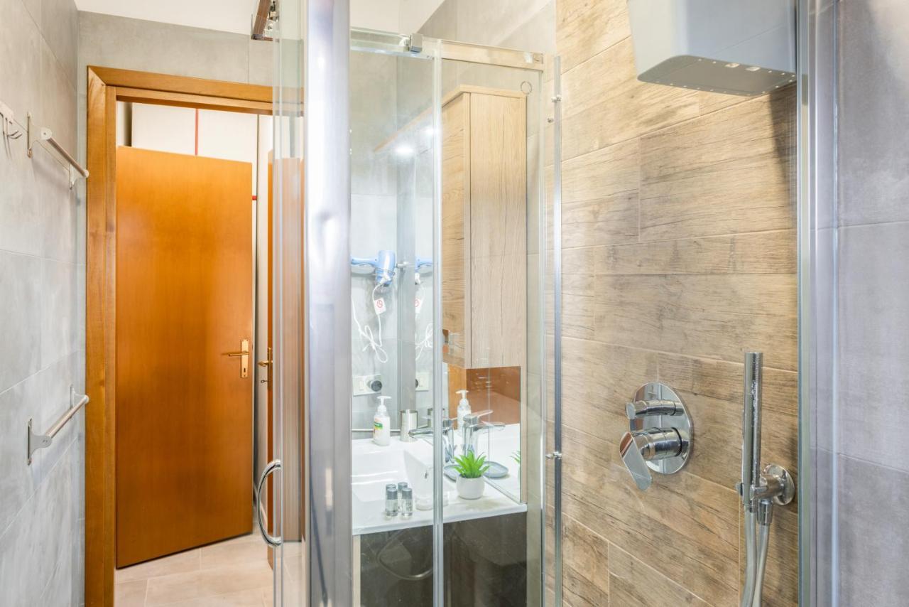 Luni Mare Modern Balcony Flat Apartment Marinella di Sarzana Luaran gambar